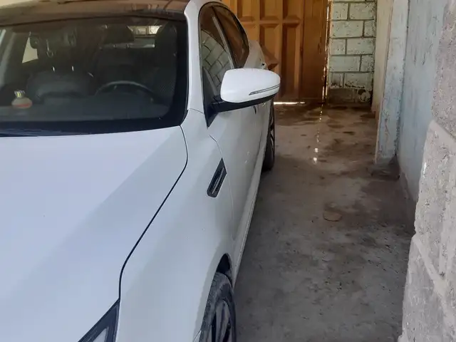 Kia K5 2010