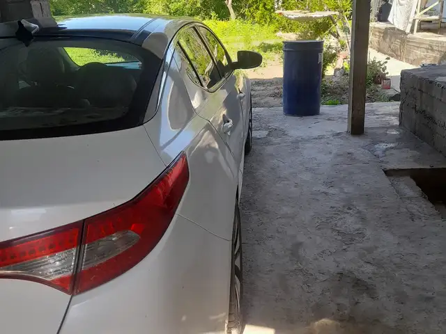 Kia K5 2010