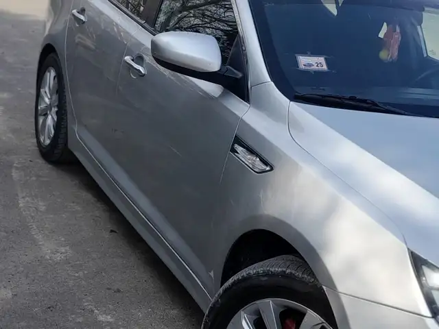 Kia K5 2011