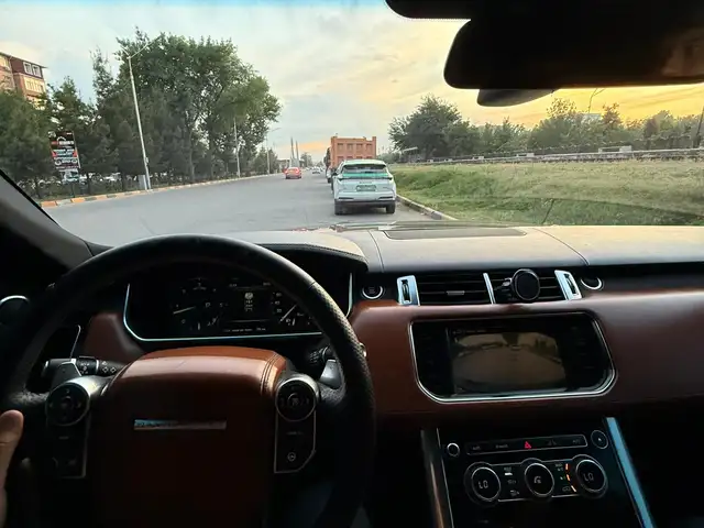 Land Rover Range Rover Sport 2015
