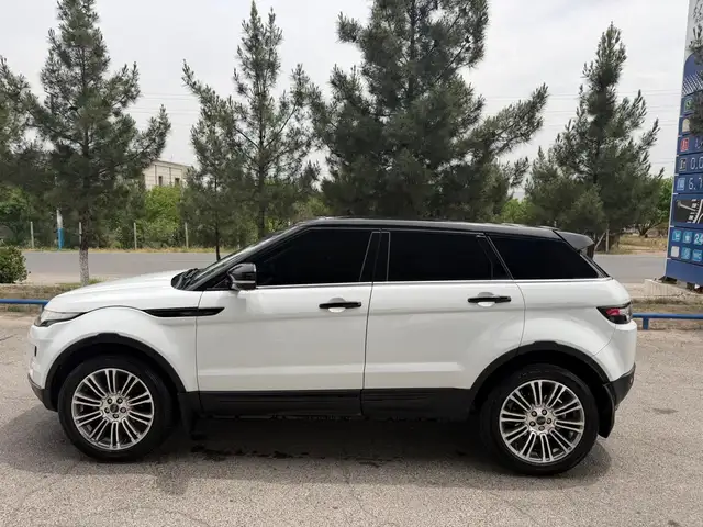 Land Rover Evoque 2012