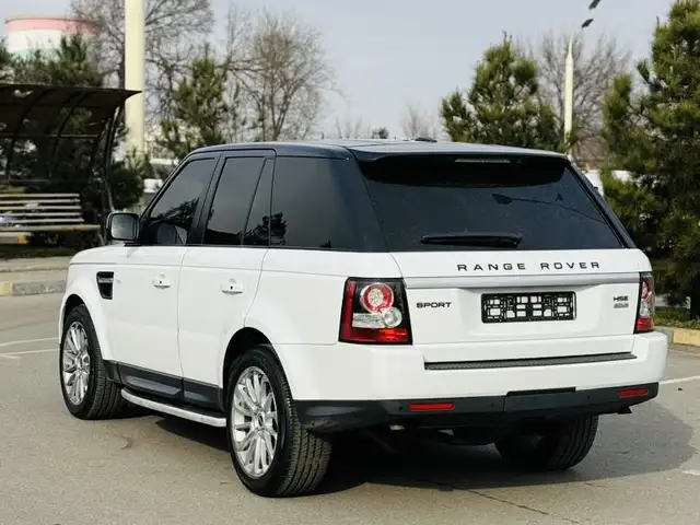 Land Rover Range Rover Sport 2013