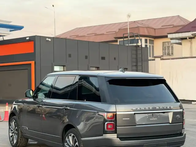 Land Rover Vogue 2018
