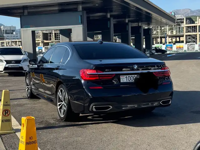 BMW 7 2017