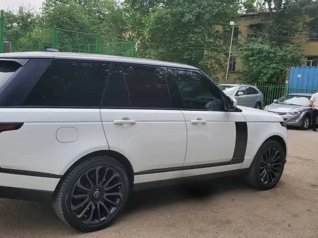 Land Rover Vogue 2018