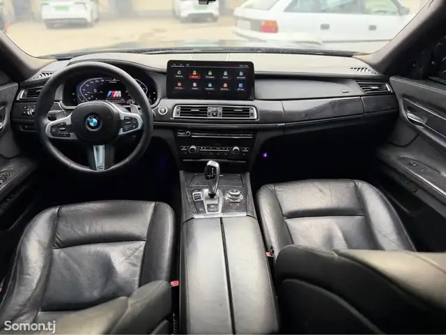 BMW 7 2011