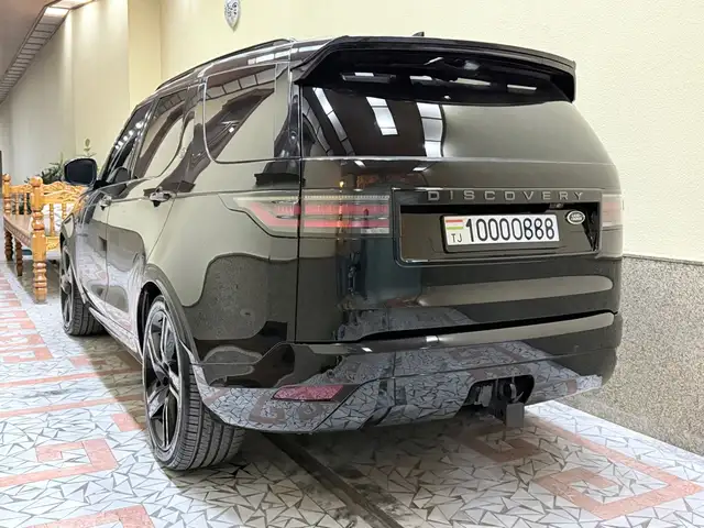 Land Rover Discovery 2021