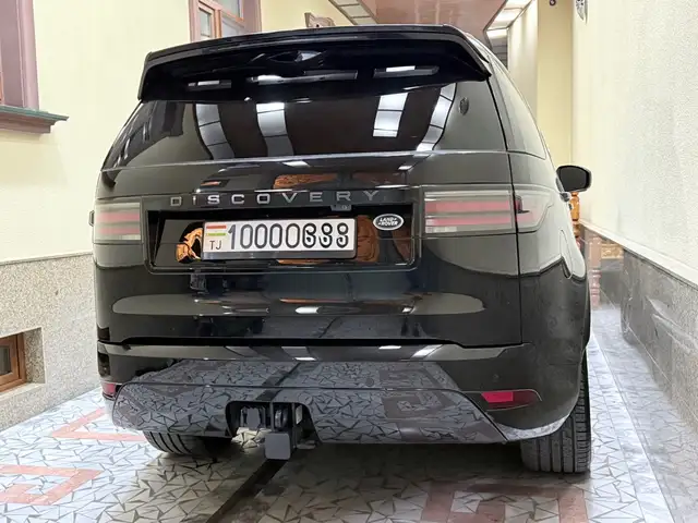 Land Rover Discovery 2021