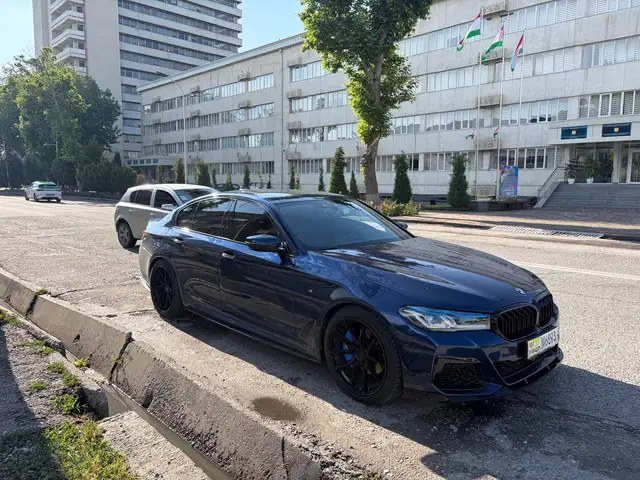 BMW 5 2017
