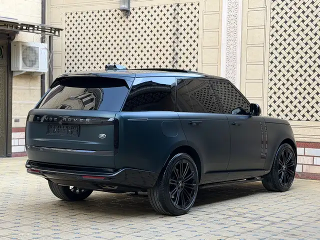 Land Rover Vogue 2024