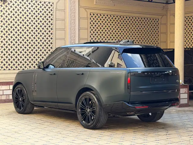 Land Rover Vogue 2024