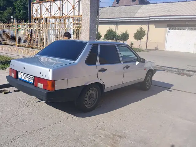 Lada (ВАЗ) 21099 2004