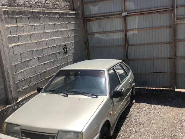 Lada (ВАЗ) 2109 2000