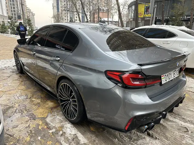 BMW 5 2018