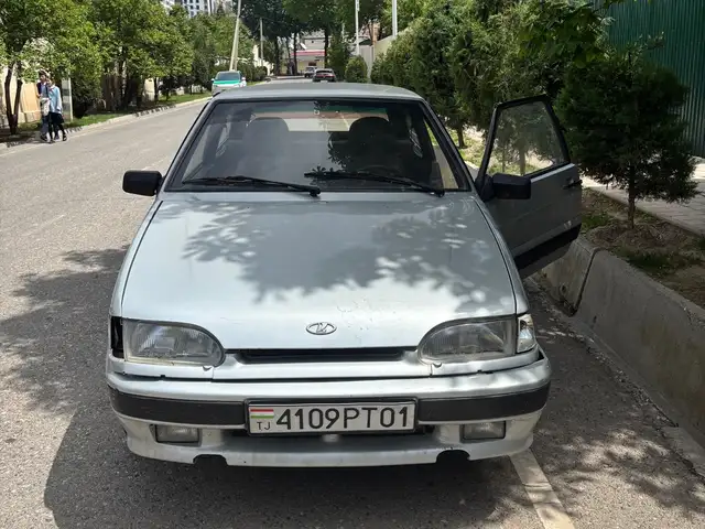 Lada (ВАЗ) 2113 2002