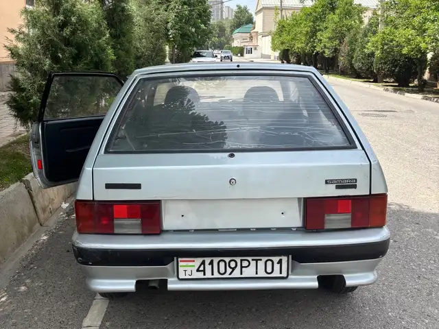 Lada (ВАЗ) 2113 2002