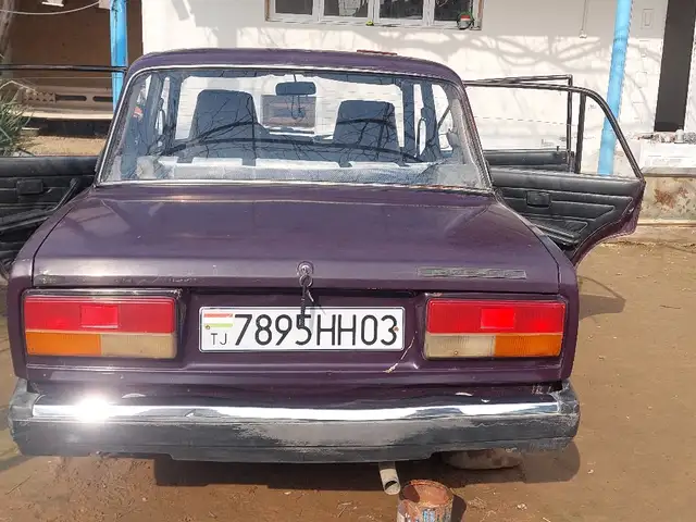 Lada (ВАЗ) 2107 2001