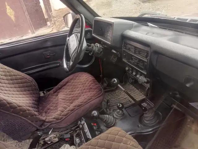 Lada (ВАЗ) Нива 2002