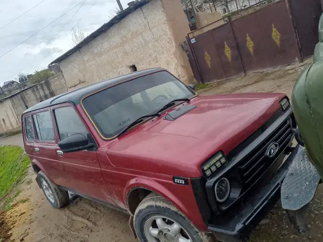 Lada (ВАЗ) Нива 2002