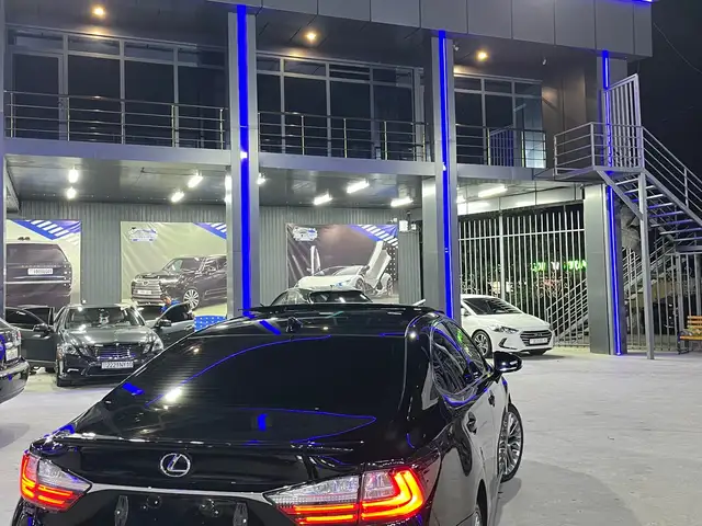 Lexus ES 2016