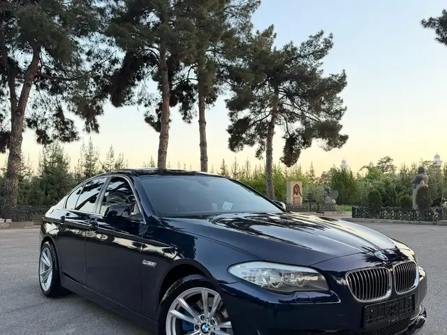 BMW 5 2013