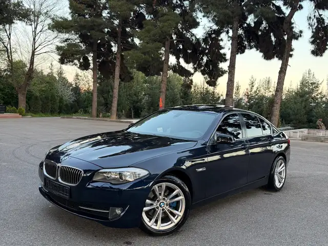 BMW 5 2013