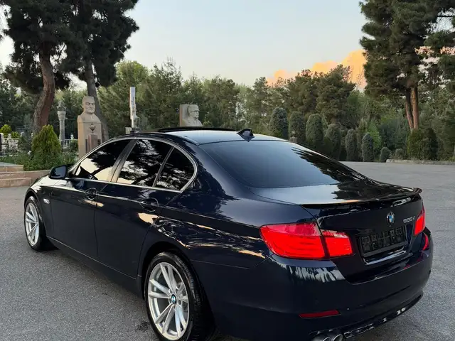 BMW 5 2013