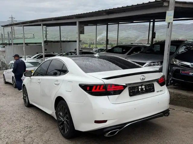 Lexus ES 2013