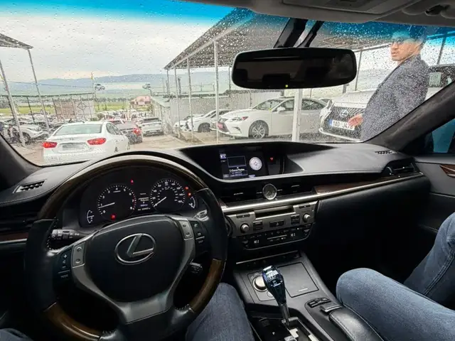 Lexus ES 2013