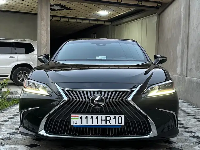 Lexus ES 2021