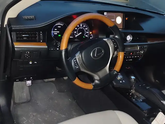 Lexus ES 2014
