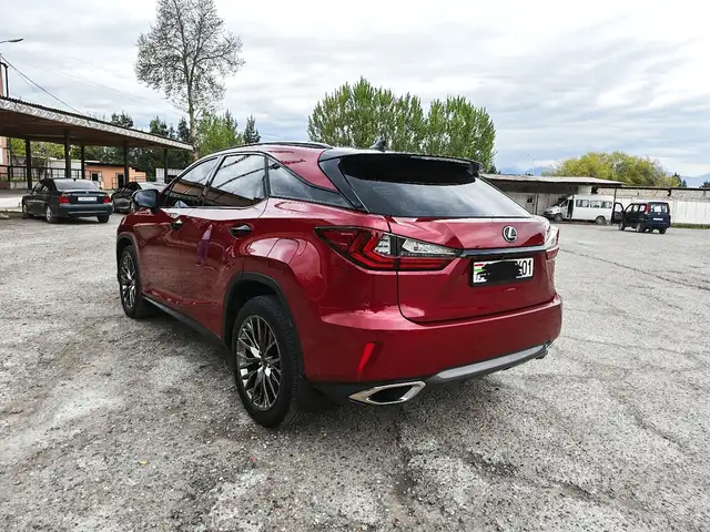 Lexus RX 2019