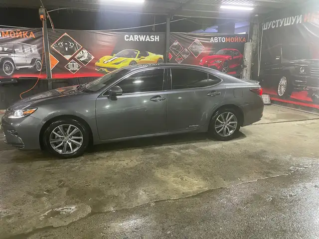 Lexus ES 2017