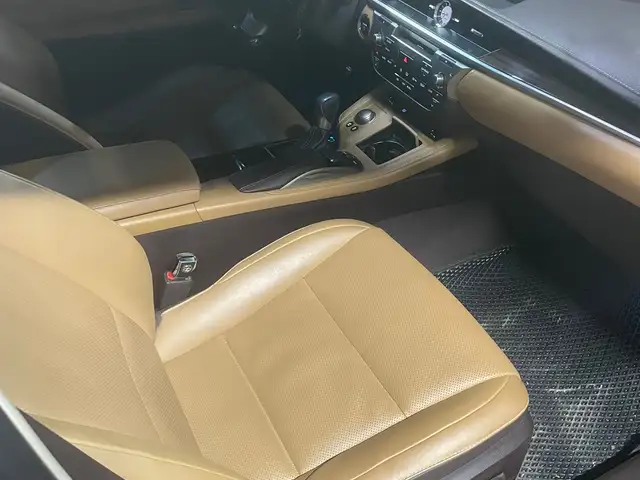 Lexus ES 2017