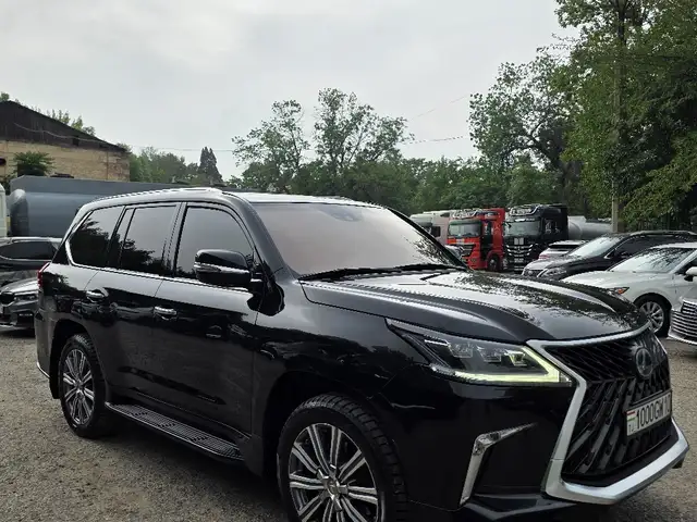 Lexus LX 2017