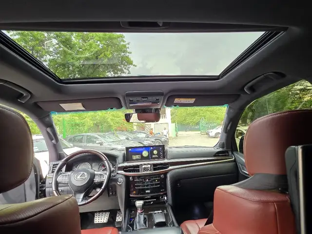 Lexus LX 2017