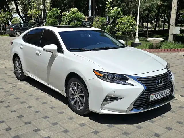 Lexus ES 2015