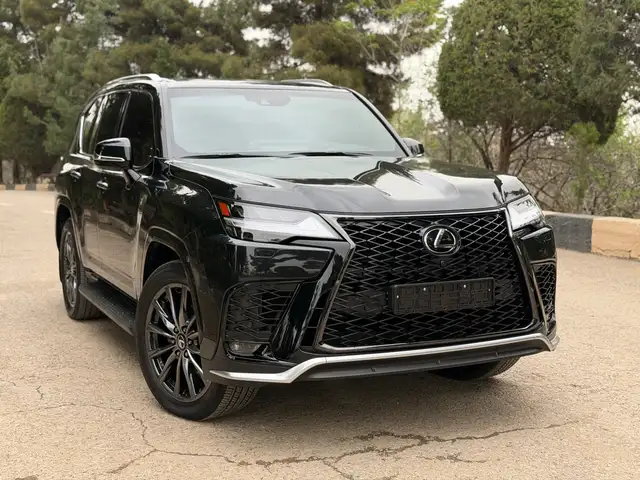 Lexus LX 2024