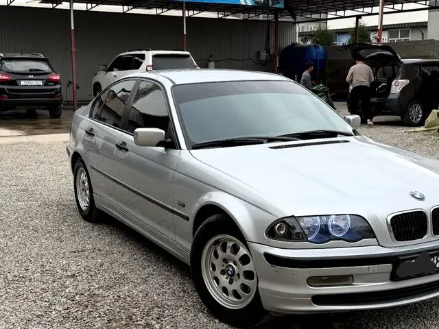 BMW 3 2001
