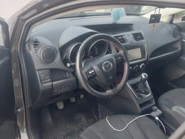 Mazda 5 2014
