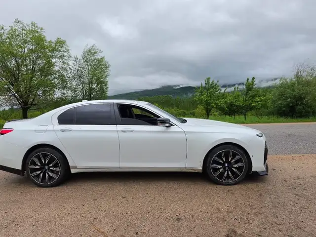 BMW 7 2013