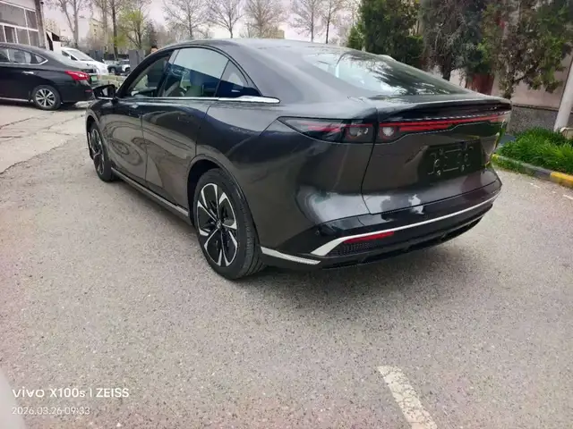 Mazda EZ-6 2025