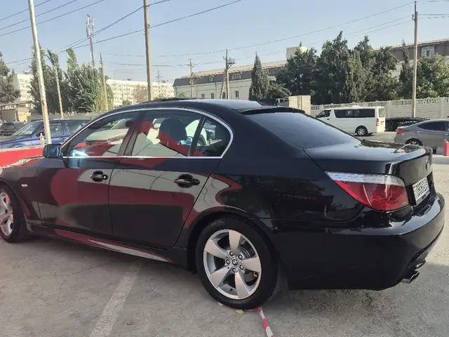 BMW 5 2004