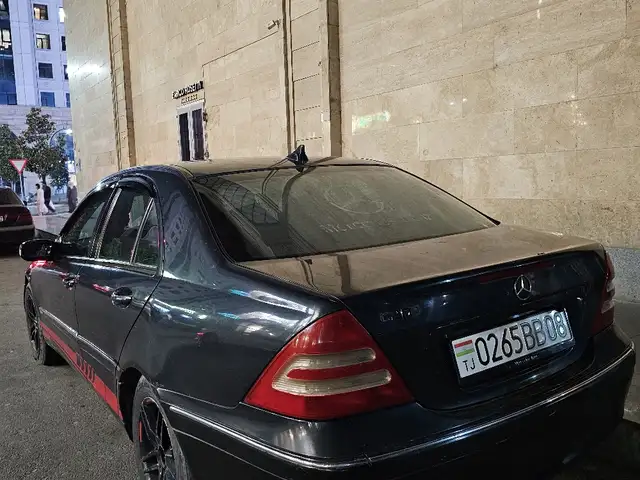 Mercedes -Benz C class 2001