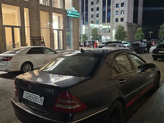 Mercedes -Benz C class 2001