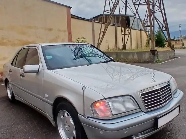 Mercedes -Benz C class 1999