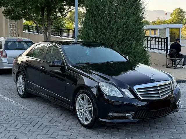 Mercedes -Benz E class 2012