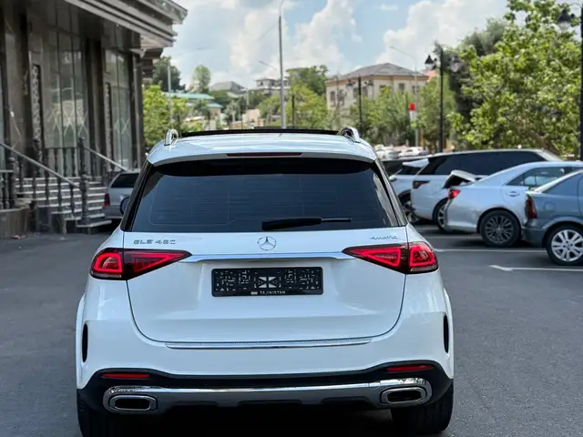 Mercedes -Benz GLE class 2020