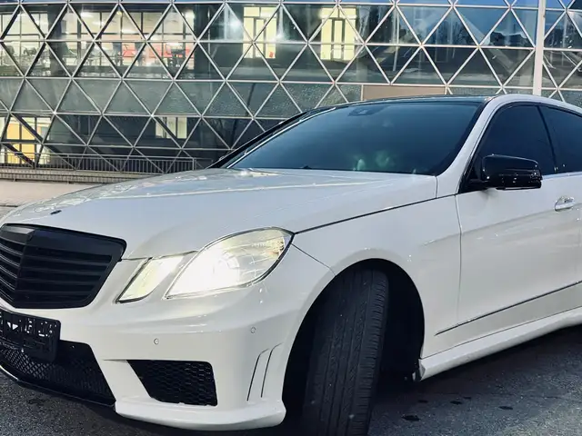 Mercedes -Benz E class 2010