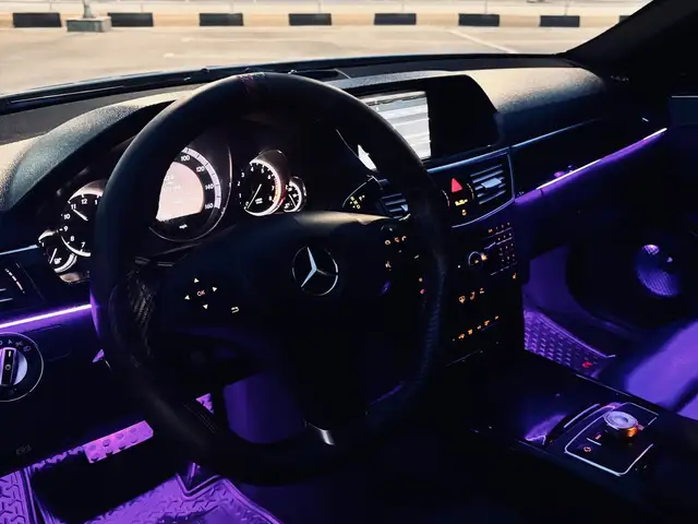 Mercedes -Benz E class 2010